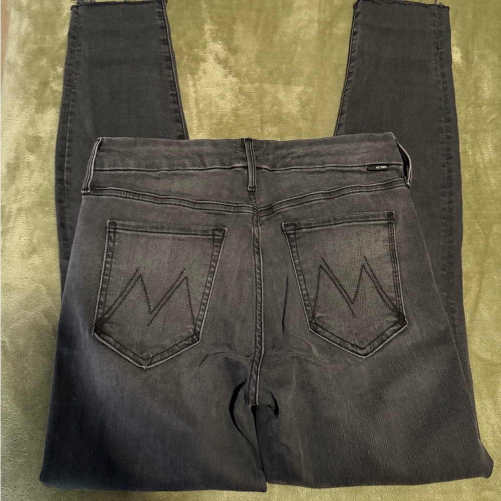 MOTHER THE LOOKER ANKLE FRAY JEANS - BURNING OUT LANTERNS Size 27 - Picture 9 of 11